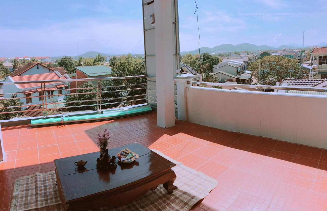 Rubis Hostel Hue Exterior photo