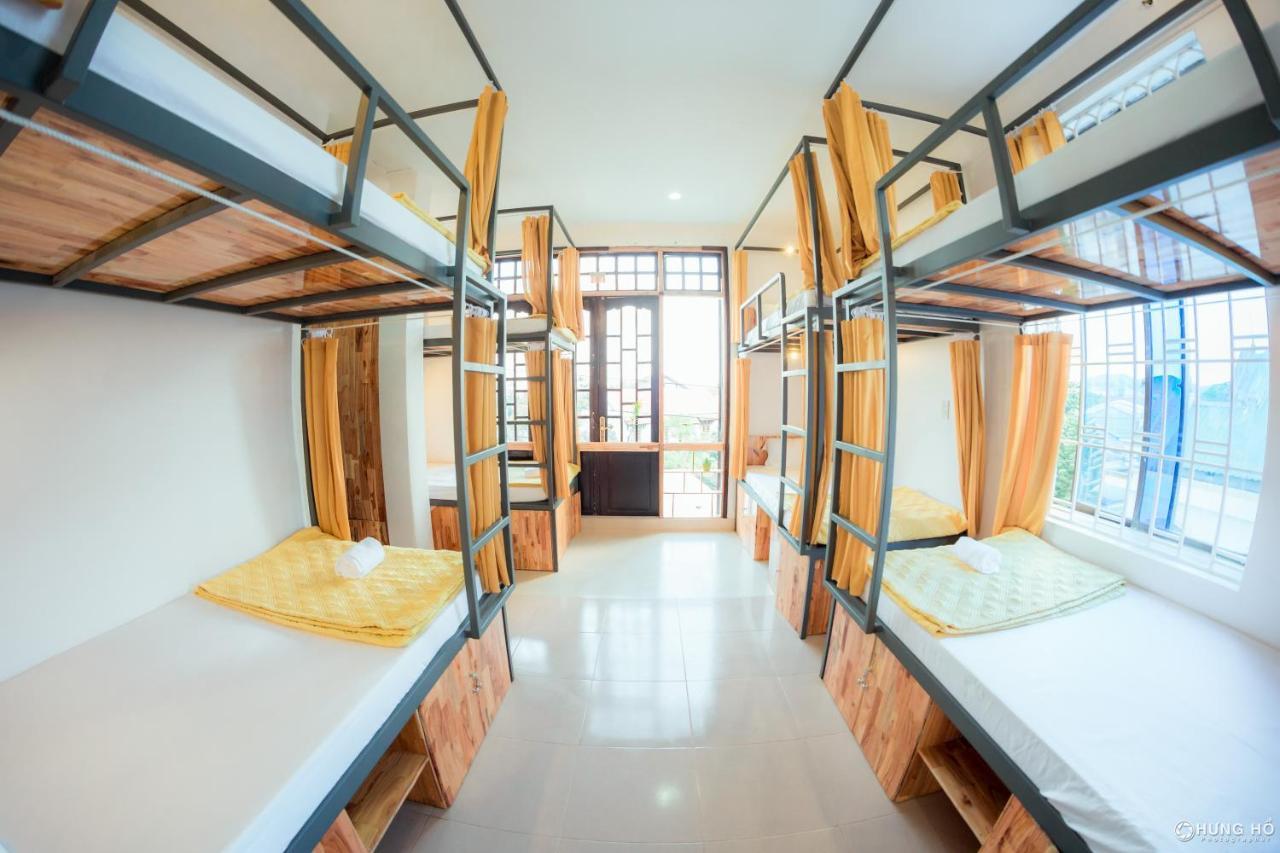 Rubis Hostel Hue Exterior photo